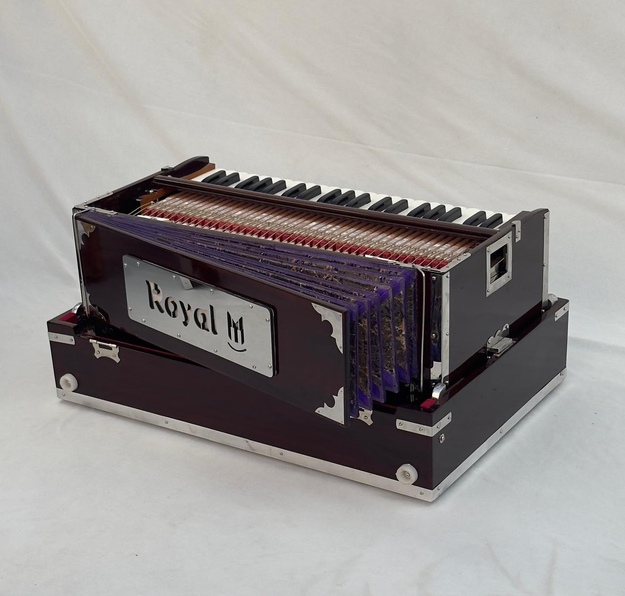3 Line 3.5 Octive Harmonium